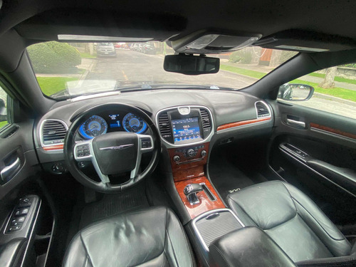 Imagen 12 de 12 de Chrysler 300c 3.6 C Premium Mt