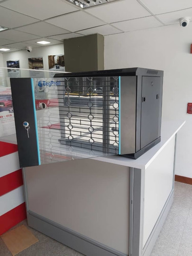 Imagen 7 de 9 de Rack Gabinete Cerrado 9u