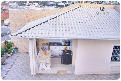 Imagem 17 de 30 de Casa Com 3 Dormitórios À Venda, 200 M² Por R$ 899.000,00 - Ipiranga - São José/sc - Ca0166