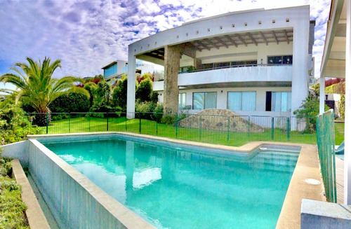 En Venta Interesante Y Sólida Casa En Costa Cachagua