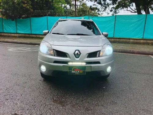 Renault Koleos 4x4 DYNAMIQUE PLUS CAJA SEXTA MECÁNICA REFULL DVD