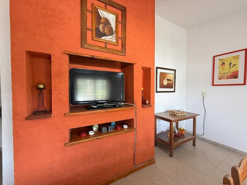 Venta Casa 2 Dorm Con Pileta Mas Dpto San Antonio