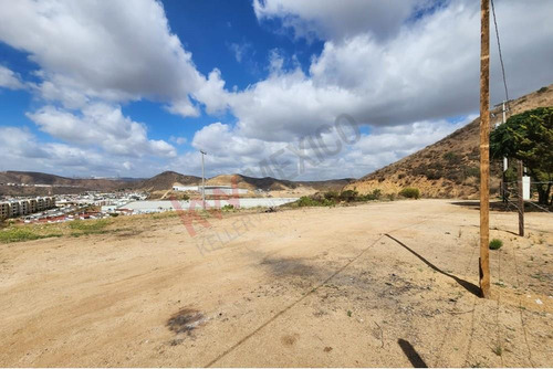 Terreno En Venta Con Vista Amplia En Boulevard 2000