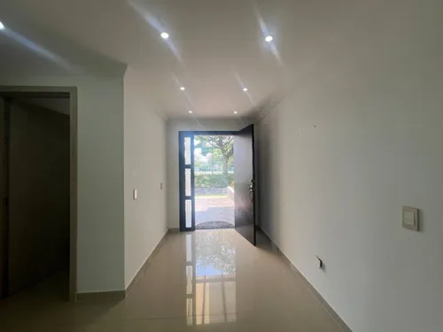 Casa En Venta En Vallle Del Rio. Cod V8014608