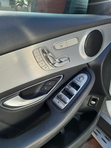 Imagen 14 de 15 de Mercedes-benz Clase Glc 2.0 Glc250 300 4matic Atomático 2018
