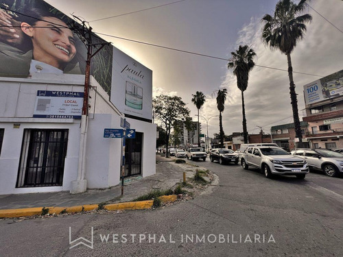 Imagen 14 de 21 de Local Esquina Frente Parque 9 De Julio A Pasos De Esquina Norte