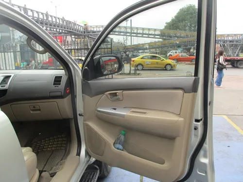 Toyota Fortuner Sr5 4x2 2700cc At Aa