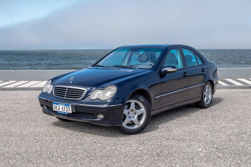 Imagen 3 de 25 de Mercedes Benz C320 Avantgarde C 320 V6 Nafta