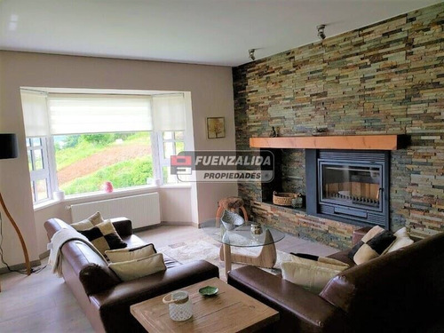 Departamento En Venta De 4 Dorm. En Frutillar
