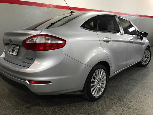 Ford Fiesta Kinetic Design 1.6 Titanium Powershift 120cv