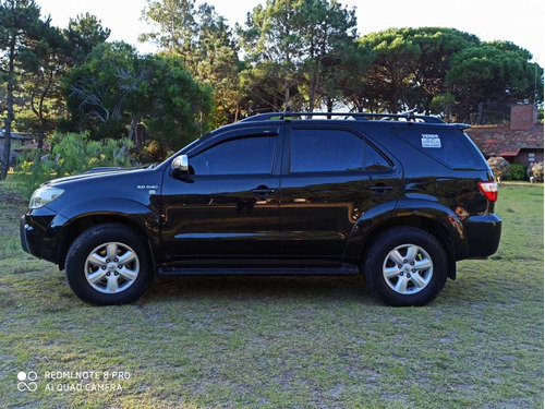 Toyota SW4 3.0 I Srv At C/cuero 4x4 (2009)