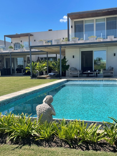 Imagen 4 de 30 de Casa En Venta En El Golf, Nordelta, G.b.a. Zona Norte