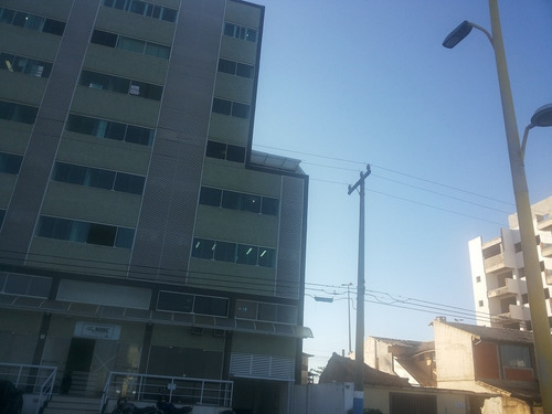 Comercial Para Aluguel, 0 Dormitórios, Praia Campista - Macaé - 827