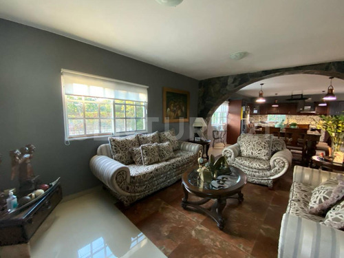 Casa Estilo Mexicano En Venta En Alamos 1 En Cancún