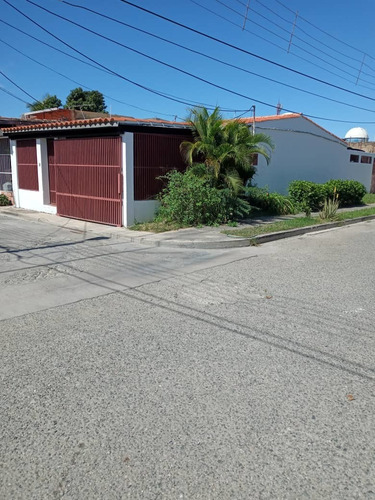 Imagen 2 de 18 de Casa En Venta Ciudad Jardin Cagua