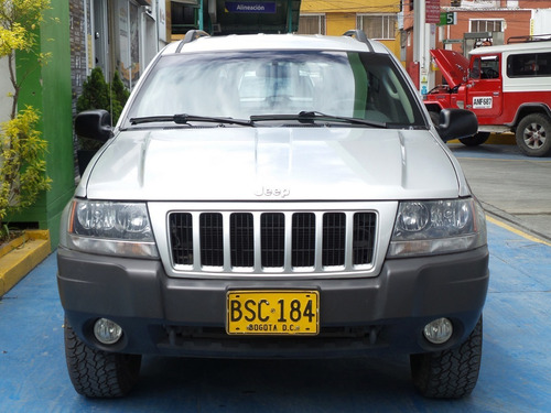 Jeen Grand Cherokee