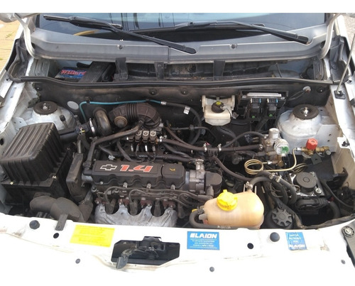 Chevrolet Agile 1.4 Ls 2014