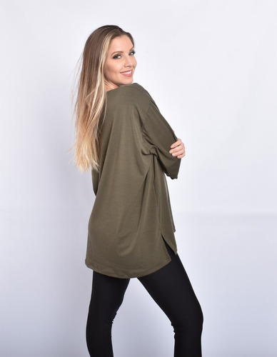Imagen 6 de 8 de Remera Remeron Amplio Y Comodo!! A12