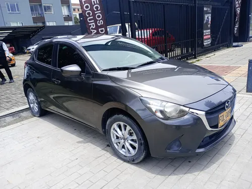 Mazda 2 Prime HB Mecánico