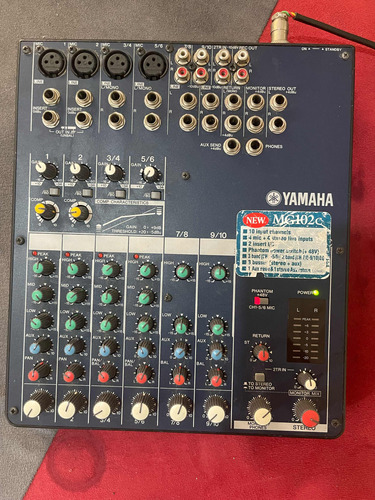 Mezclador Digital Estéreo Profesional Yamaha Mg102c