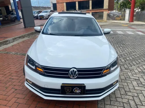Volkswagen Jetta Vi 2.5 Highline