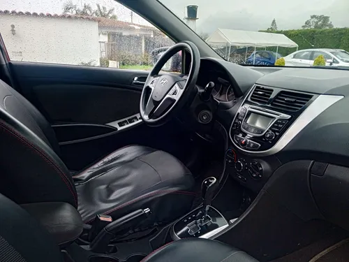 Hyundai Accent 1.6l 4 p