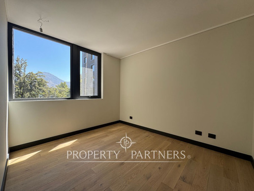 Moderno Departamento Nuevo: 2d/3b, Frente A Plaza ...