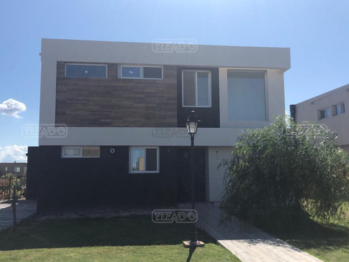 Imagen 6 de 15 de Casa En Alq. Temporario En San Gabriel, Villanueva, Tigre