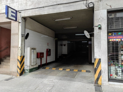 Imagen 1 de 9 de Galpon En Venta En Almagro