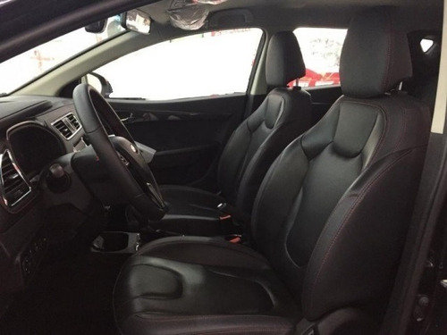 Imagem 4 de 11 de Jac T40 1.5 16v 25mil Km 5p Preto Calhas Soleiras Pedal Inox