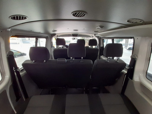 Imagen 9 de 15 de Volkswagen Transporter Pasajeros 2019