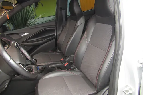 Chevrolet Onix 1.0T Rs Mt