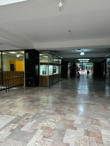 (adm) Arriendo Local Comercial Galería Merced Con Promoción!