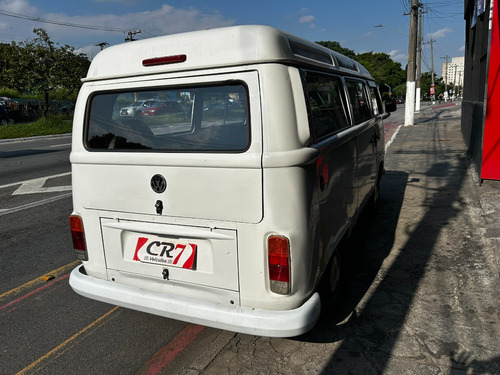 Volkswagen Kombi 1.4 Standard Total Flex 3p