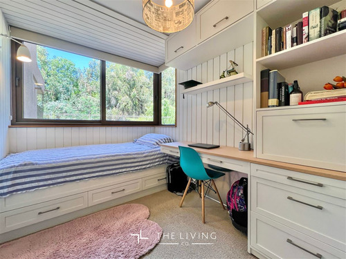 Departamento En Venta De 4 Dorm. En Lo Barnechea