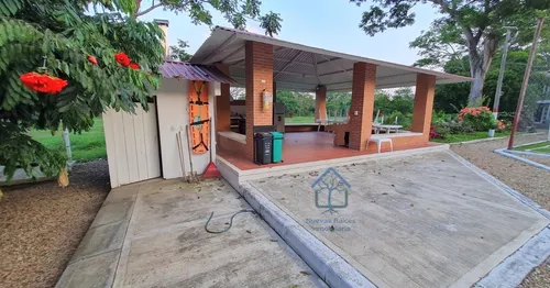 ¡finca De Ensueño! 6 Cabañas, Piscina, Cancha De Pasto Sintético Y Acceso Al Río. ¡no Te Pierdas Esta Oportunidad!