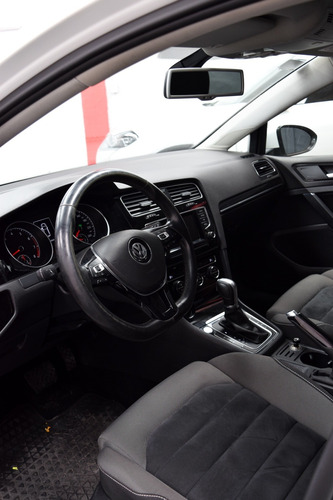 Imagen 19 de 19 de Volkswagen Golf 2015 1.4 Highline Tsi Dsg