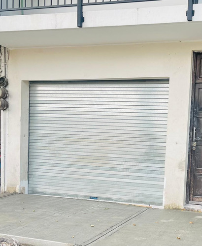 Venta De Local En Clavería