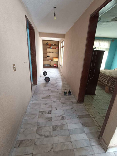 Casa En Venta A Una Calle Del Metro San Andrés Tomatlán, A 8 Min Del Zoológico Los Coyotes Y A 5 Min De Portal Lomas Estrella, En Calle Roberto Fulton Colonia Nuevo Fuego, Iztapalapa, Cdmx - Lc25-zf