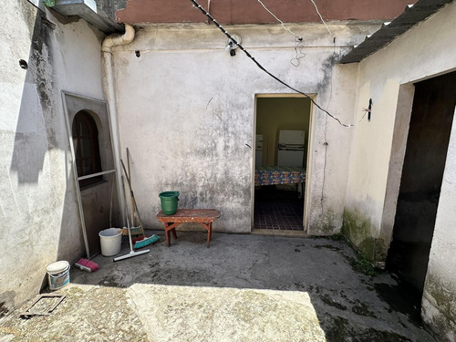 Excelente Casa Lote Propio De 4 Ambientes Con Gran Patio En Mataderos