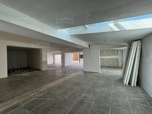 Local En Venta - Punta Del Este