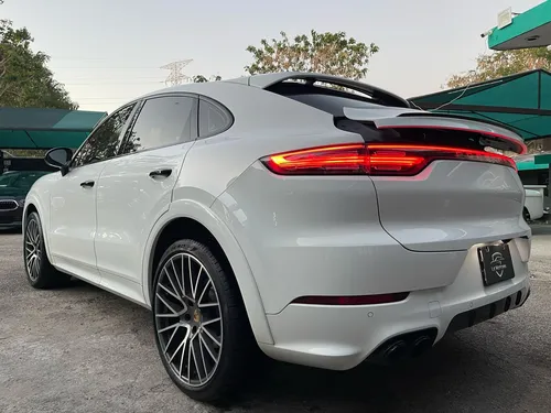 Porsche Cayenne 3.7 S At
