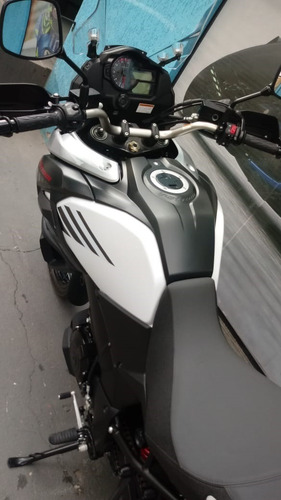 Suzuki Vstrom Xt 1000 Abs Triunph 800 Tiger