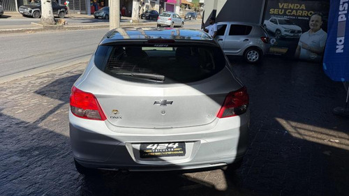 Chevrolet Onix 10mt Joye