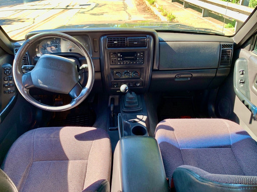 Jeep Cherokee Classic