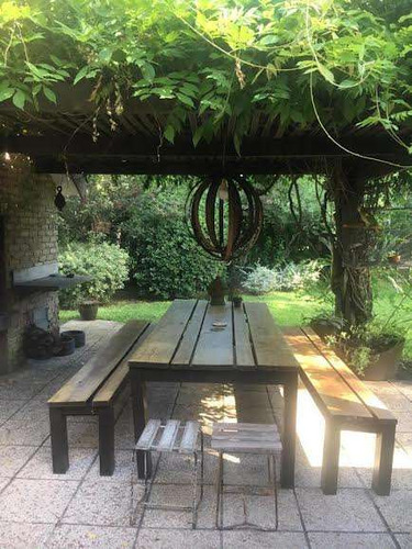 Casa En Alquiler De 3 Dormitorios C/ Cochera En Lugano