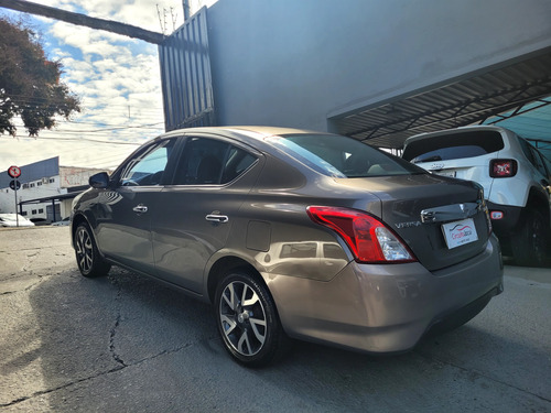 Nissan Versa Nissan Versa 1.6 16V SL FlexStart (Flex)