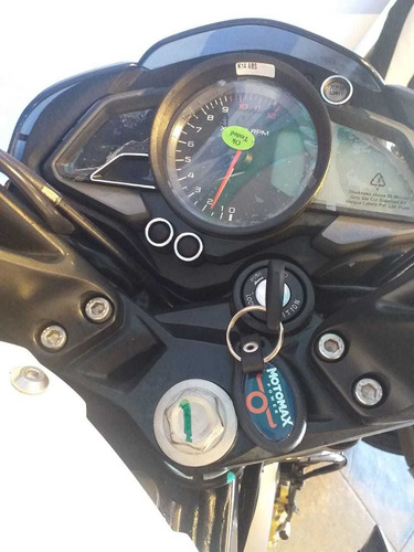 Bajaj Rouser Ns 200 Fi / Cb 190 / Fz 25/