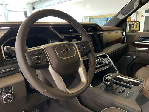 GMC Sierra 6.2 V8 Denali