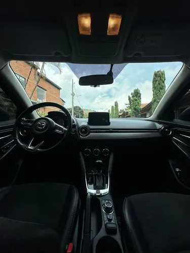 Mazda 2 Grand Touring LX